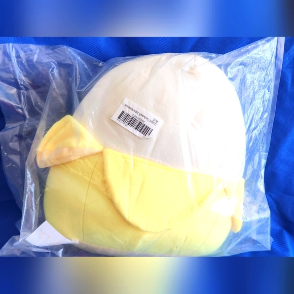 Adorable Banana Pillow - Picture 2 of 4